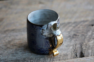 "Fortune-telling" Quartz sphere Stitch mug with 22 K gold and luster 12 oz